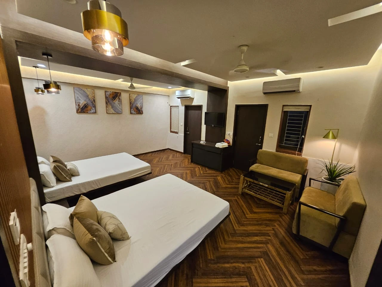 Suite